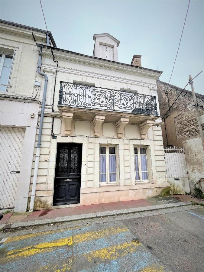 Gite De Ponpon, A Proximite Du Zoo Et Des Chateaux De La Loire セル・シュル・シェール エクステリア 写真